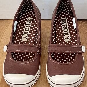 NEW Roxy Size 6 MaryJane Platform Wedge Slip-on Sneaker Shoe Vintage